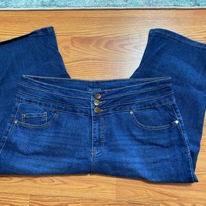 Blue Spice Medium Wash Denim Capris